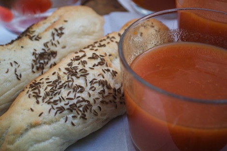 Tomato soup at bread, Fridheimar